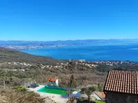 Недвижимость Семейный дом 272 м² в Центре: 24