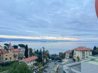 Недвижимость Трехкомнатная квартира, Центр: 2