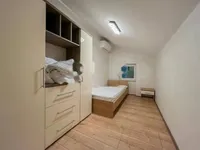 Недвижимость Трехкомнатная квартира, Центр: 3