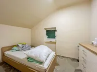 Недвижимость Трехкомнатная квартира, Центр: 9