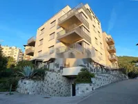 Недвижимость Семейный дом 2200 м² в центре: 4