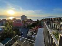 Недвижимость Семейный дом 2200 м² в центре: 17