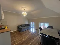 Недвижимость Четырёхкомнатная квартира, Центр: 5