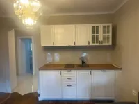 Недвижимость Четырёхкомнатная квартира, Центр: 8