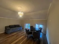 Недвижимость Четырёхкомнатная квартира, Центр: 9