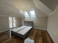 Недвижимость Четырёхкомнатная квартира, Центр: 19