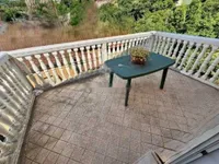 Недвижимость Двухкомнатная квартира в центре: 5