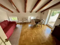 Недвижимость Двухкомнатная квартира в центре: 6