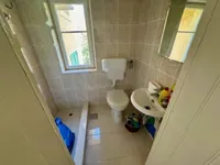 Недвижимость Двухкомнатная квартира в центре: 16