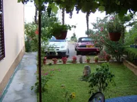 Недвижимость Трехкомнатная квартира, центр: 1