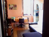 Недвижимость Трехкомнатная квартира, центр: 6