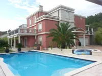 Недвижимость Дом в районе Побри, Опатия: 2