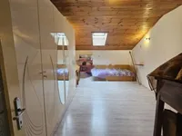 Недвижимость Трёхкомнатная квартира, Центр: 7