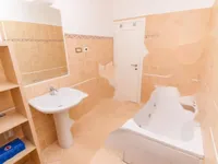 Недвижимость Семейный дом 380 м² в центре Опатии: 16