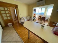 Недвижимость Двухкомнатная квартира в Центре: 1