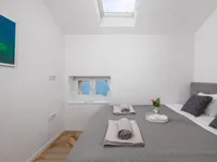 Недвижимость Трехкомнатная квартира, центр: 17