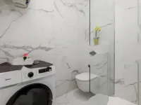 Недвижимость Трехкомнатная квартира, центр: 23