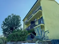 Недвижимость Трёхкомнатная квартира в центре: 17