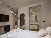 Недвижимость Трехкомнатная квартира Центр: 15