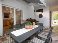 Недвижимость Трёхкомнатная квартира Центр: 5