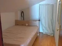 Недвижимость Двухкомнатная квартира в центре: 10