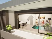 Недвижимость Двухкомнатная квартира в центре: 18