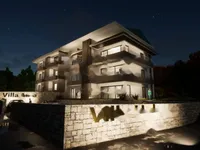 Недвижимость Трехкомнатная квартира в центре: 2