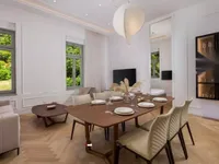 Недвижимость Двухкомнатная квартира в центре: 4