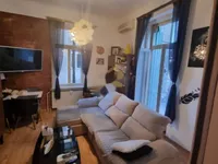 Недвижимость Двухкомнатная квартира в Центре: 3