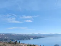 Недвижимость Двухкомнатная квартира в центре: 2