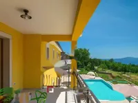 Недвижимость Семейный дом в центре Опатии: 11