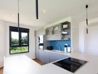 Недвижимость Трёхкомнатная квартира, центр: 5