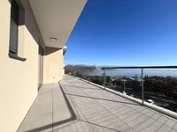 Недвижимость Двухкомнатная квартира в центре: 9