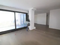 Недвижимость Двухкомнатная квартира в центре: 8