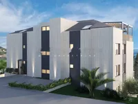 Недвижимость Двухкомнатная квартира в Центре: 18