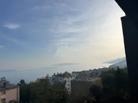 Недвижимость Трёхкомнатная квартира в центре: 2