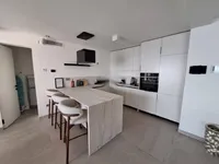 Недвижимость Двухкомнатная квартира, Опатия: 3