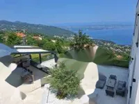 Недвижимость Двухкомнатная квартира, Опатия: 11