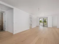 Недвижимость Двухкомнатная квартира, Центр: 4