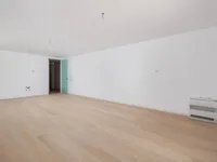 Недвижимость Двухкомнатная квартира в центре: 10