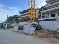 Недвижимость Трехкомнатная квартира в центре: 7