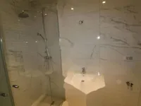 Недвижимость Двухкомнатная квартира в центре: 6