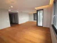 Недвижимость Трёхкомнатная квартира, Центр: 3