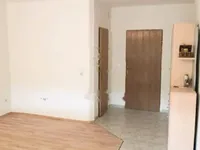 Недвижимость Однокомнатная квартира, Опатия: 1