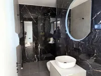 Недвижимость Трёхкомнатная квартира в центре: 5