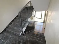 Недвижимость Двухкомнатная квартира в центре: 11