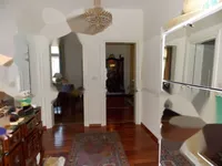 Недвижимость Трехкомнатная квартира, центр: 6