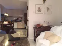 Недвижимость Трехкомнатная квартира в центре: 15