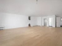 Недвижимость Трёхкомнатная квартира Центр: 10