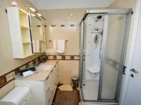 Недвижимость Четырехкомнатная квартира в центре: 10